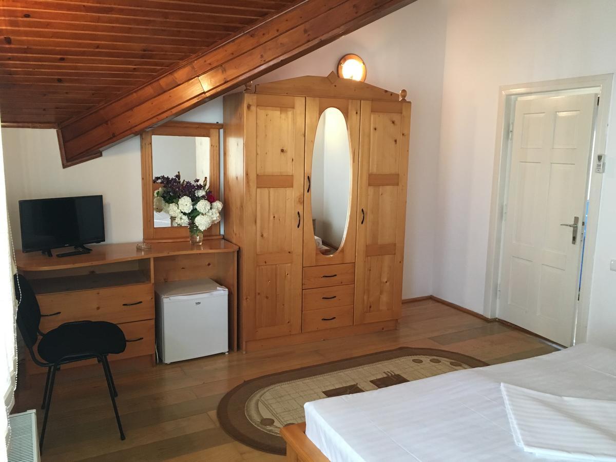 Vila Bendis Hotel Eforie Nord Buitenkant foto